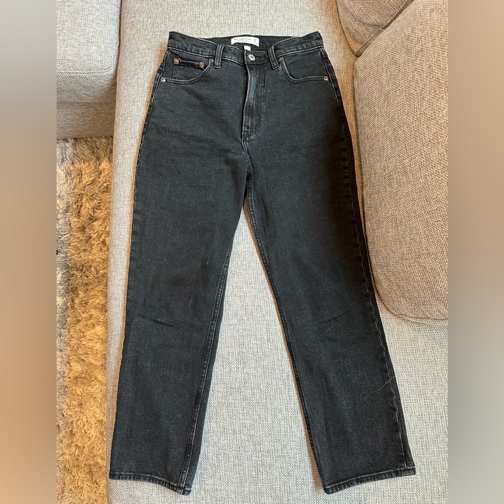 Abercrombie Ankle Straight Ultra High Rise Jeans - Black